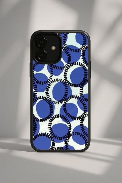 Queed Circle Outline Case